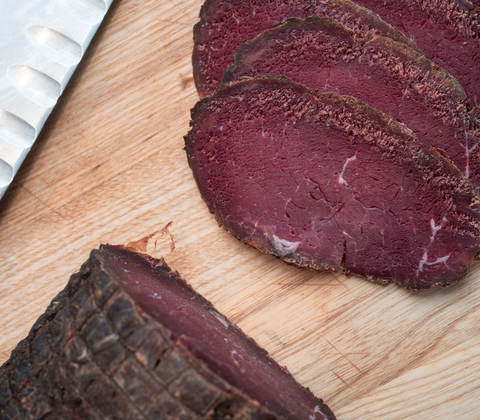 Koldrøget vestjysk krondyr i skiver 