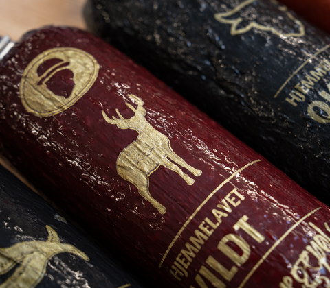 Spegepølse med vestjysk krondyr og hvidløg