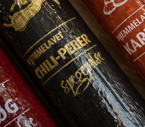 Spegepølse med vestjysk krondyr og chili/peber