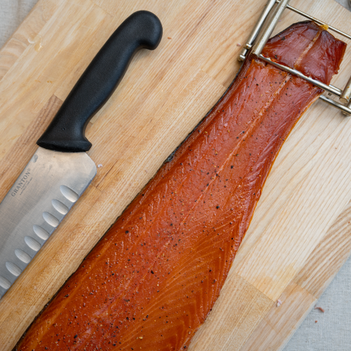 Hel side koldrøget laks 